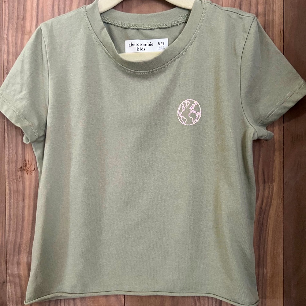 Abercrombie Kids Girls Green Crop Tee - 5/6